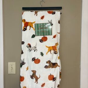 Game Day Dog & Pumpkin Football Oversized Velvet Plush Throw Blanket 60x70” NWT